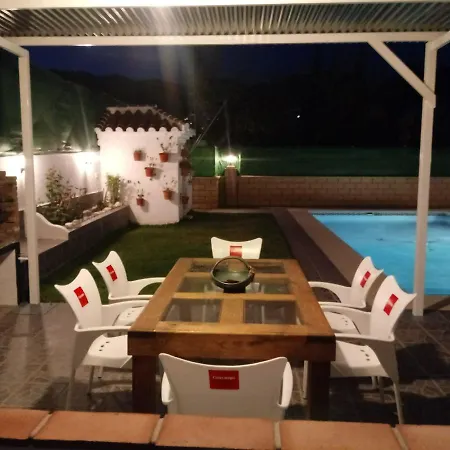 El Campo De Mis Ninos Nerja