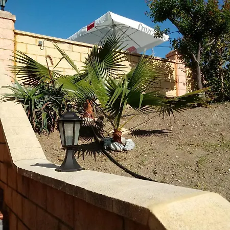 El Campo De Mis Ninos Villa Nerja